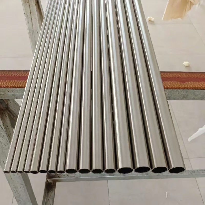SMLS Stainless Steel Pipe Bright Annealed TP316L / 316L / 1.4404 For Instruments And Apparatus
