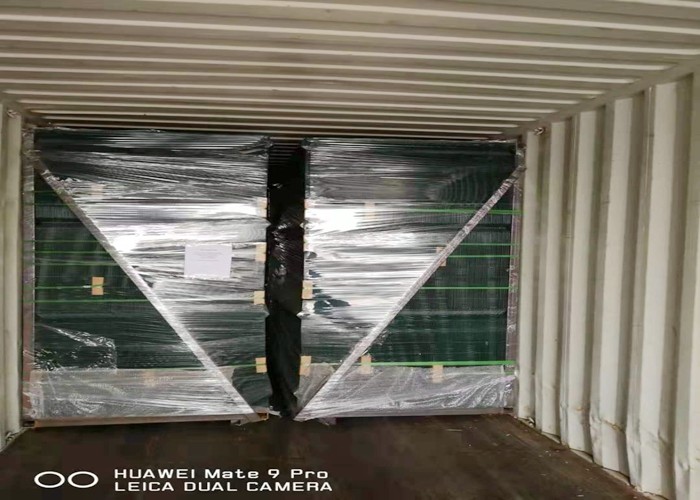 Metal Galvanised Welded Mesh Fencing , Welded Wire Mesh Fence Easily Assembled