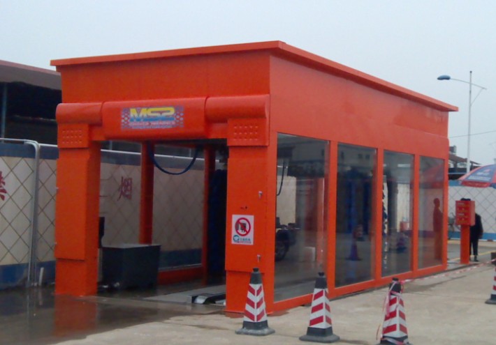 Automatic Express Tunnel Car Wash Machine for Gas Stations Customized Logo in Slovenia