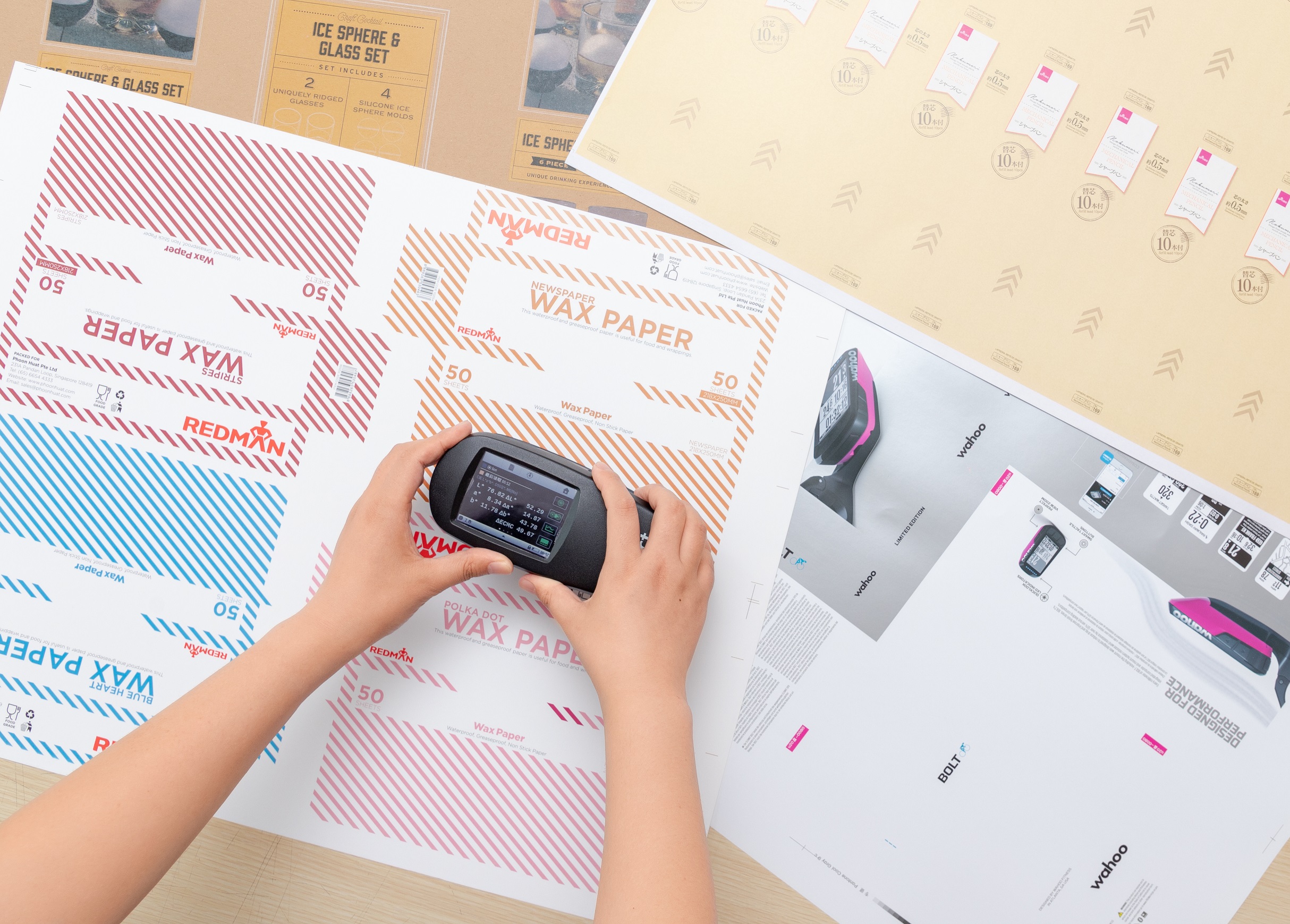 Recycled Materials Custom Cardboard Display Boxes With Window Pastry packaging