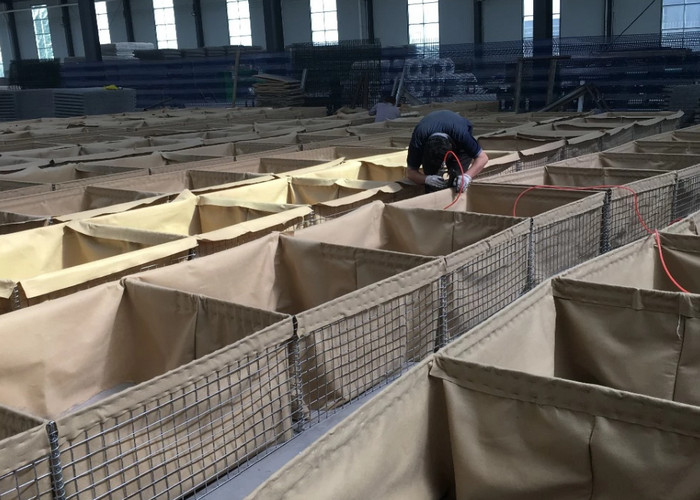 Geotextile Lined Strong Protection Defensive Barrier