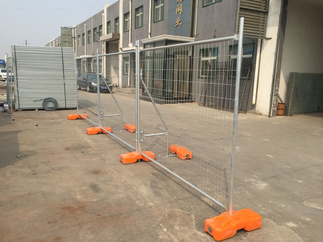Standard Temporary Fence for Sale 2100mm x 2400mm ,42 microns ,wall thickness 2.00mm and a 60mm x 150mm diameter
