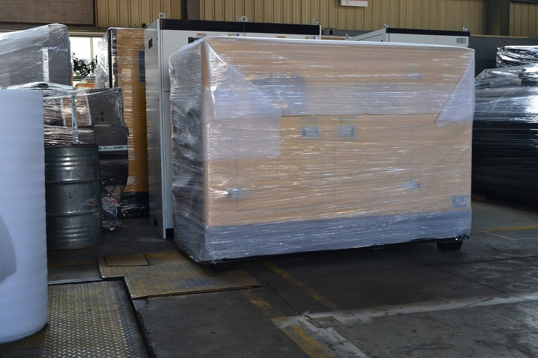 Water Cooling 400V 36KW Cummins Silent Diesel Generator Set