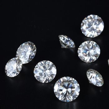 Round Brilliant Cut Genuine Loose Moissanite 1Ct 6.5Mm Off White Gem