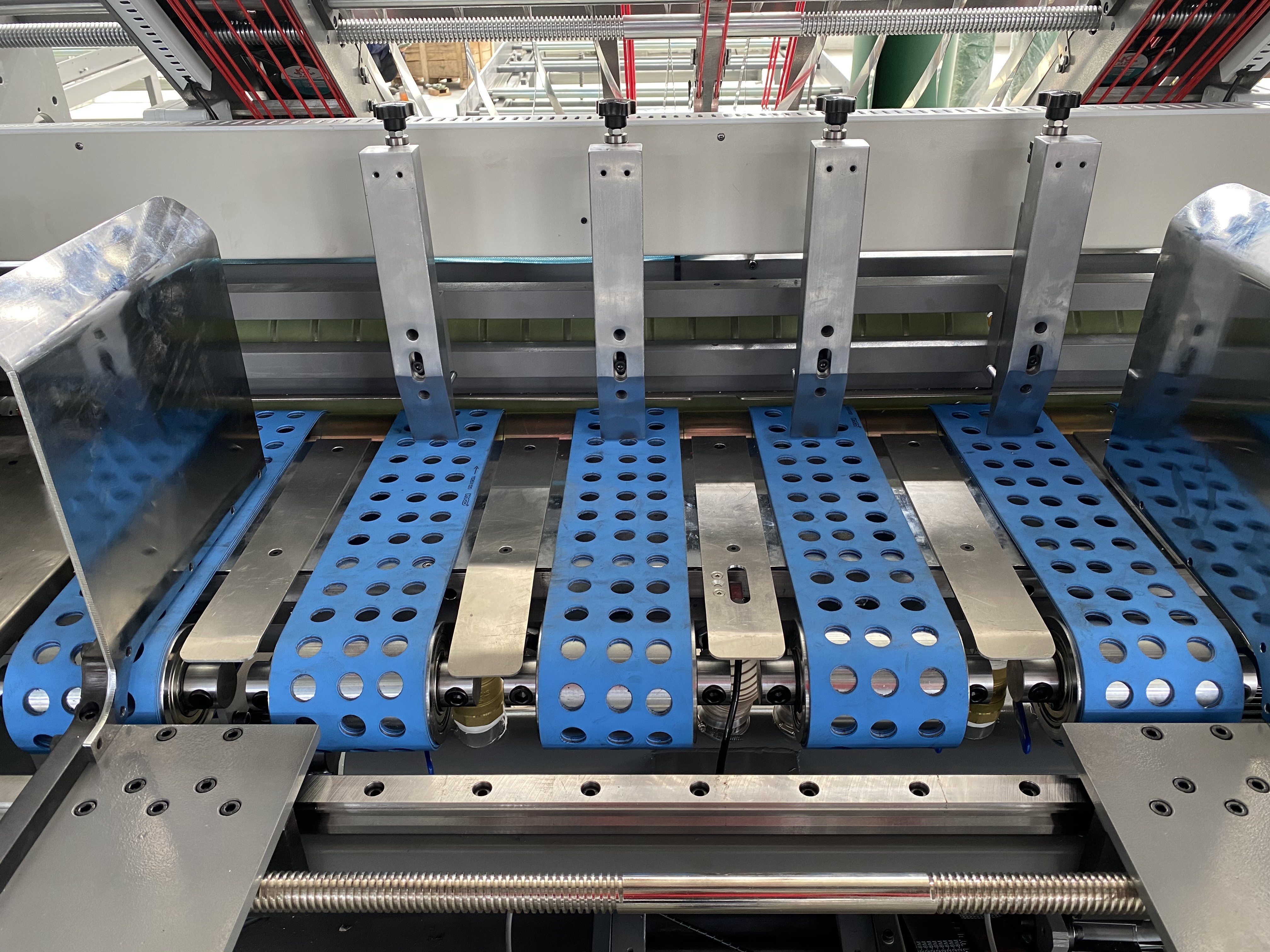 High Accuracy Automatic Flute Laminator Electric Driven For Paper Board