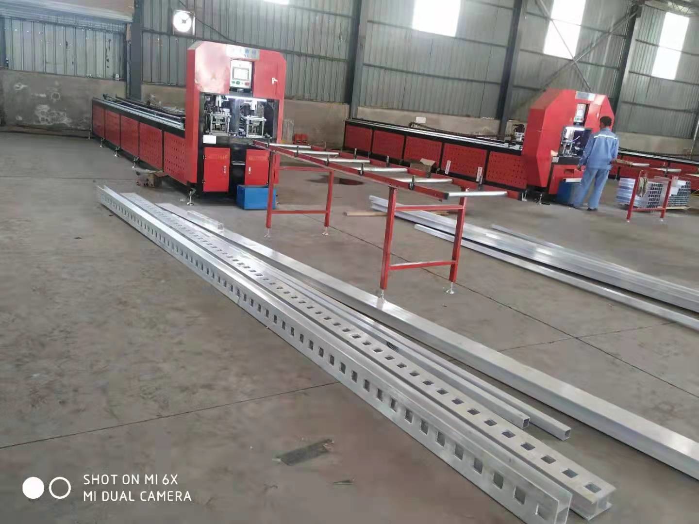 DG-500 Aluminum Alloy Multi Function Punching And Cutting Machine For Aluminum Profiles And Pipes