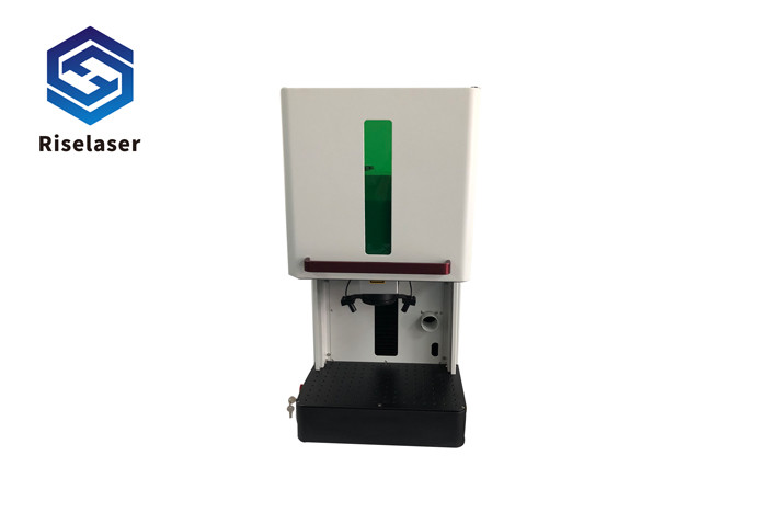 20w Enclosed Fiber Laser Marking Machine For Metal IC Card Industry