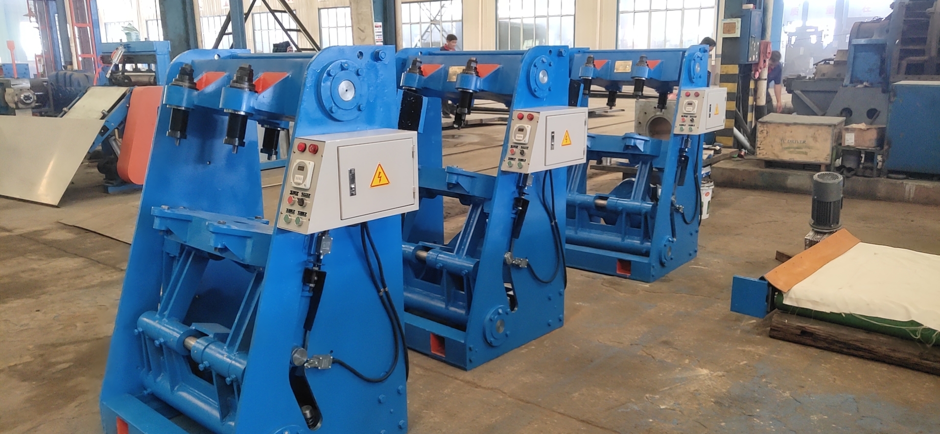 Hydraulic 5.5Kw Tennis Ball Manufacturing Machine Customized