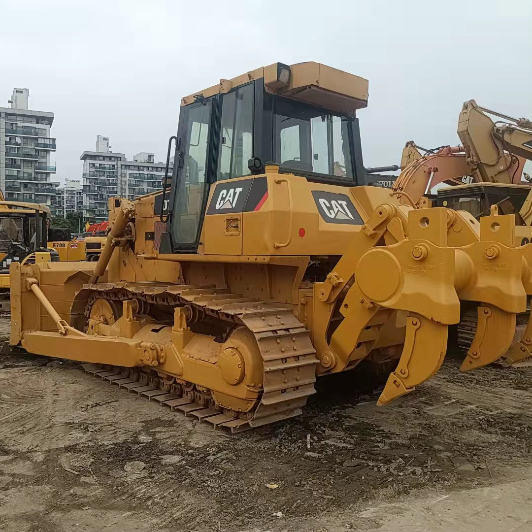 Yellow Cat Bulldozer 104KW Power Advertising Company Machine with Motor Engine Pump
