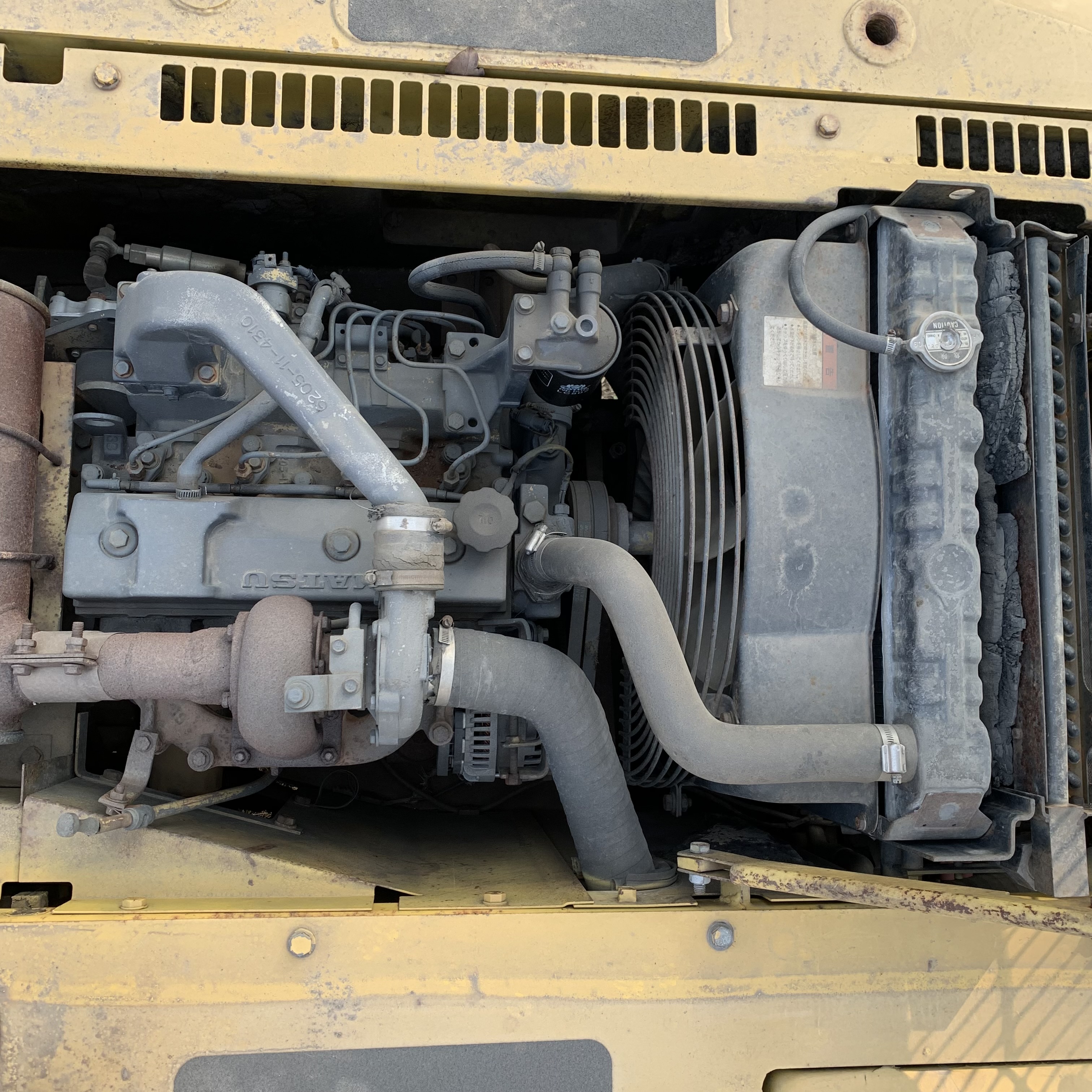 Low Working Hours Good Condition Komatsu PC120-6 Excavator with Original Hydraulic Pump