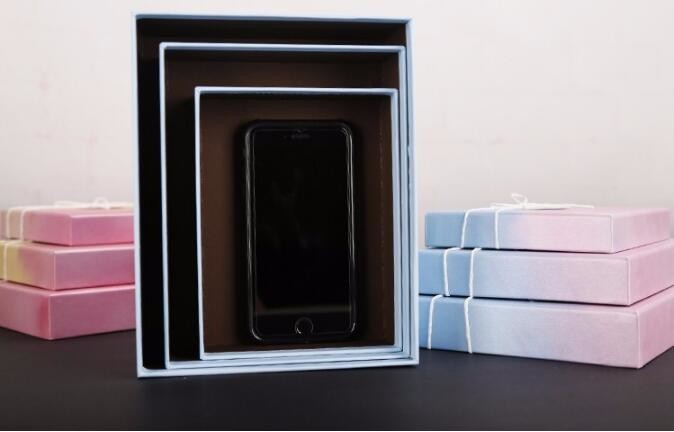 Free sample Luxury velvet drawer packaging perfume custom paper box with logo stamping golden,headband packaging box for