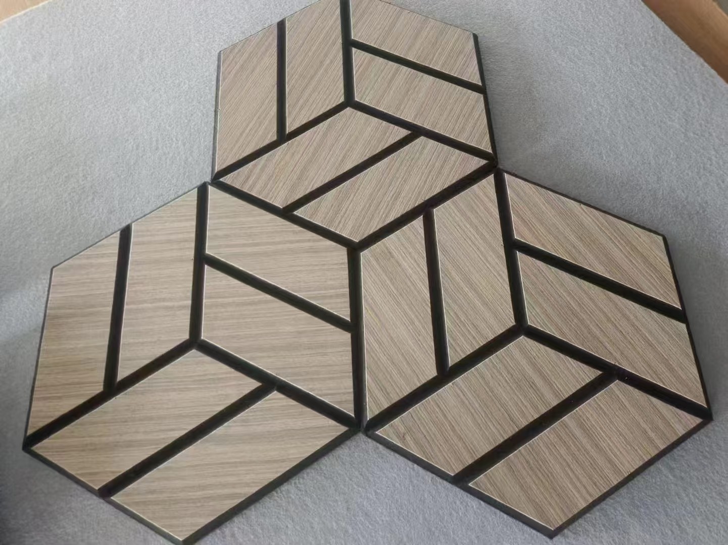 Hexagon Wood Veneer Acoustic Panels Noiseproof PET Slat Acoustic Wall Panels