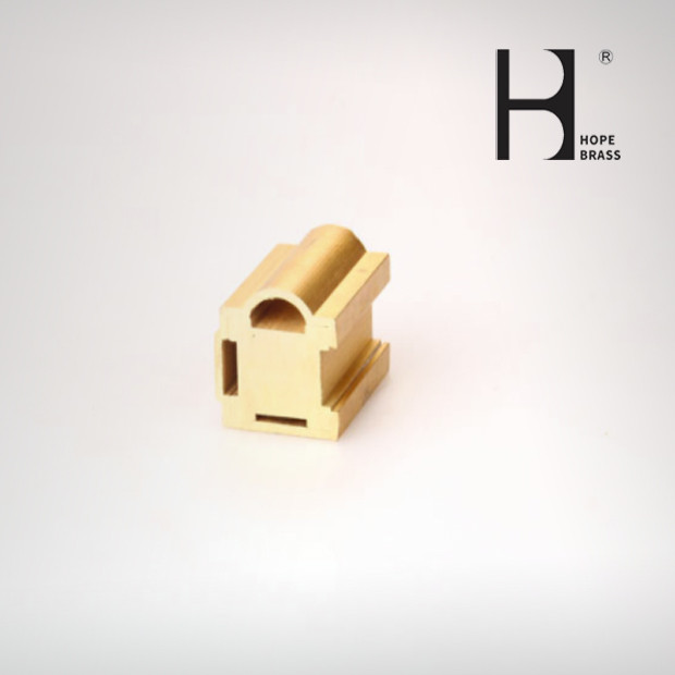 SGS Golden Brass Sanitary Ware , Wear Resistant Extruded Brass Profiles