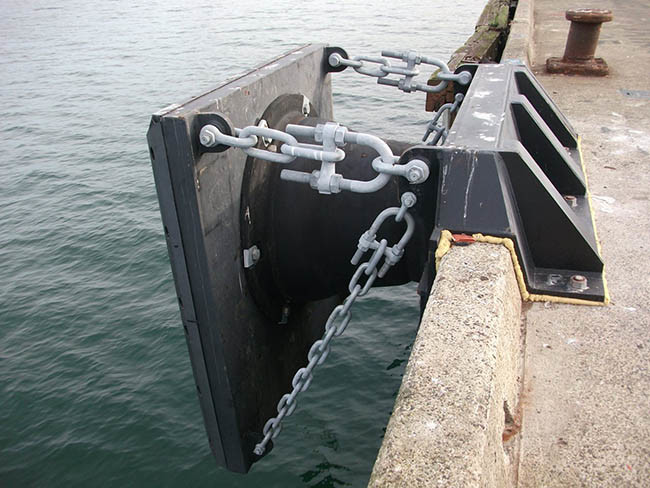 Pneumatic Cone Rubber Fenders High Impact Absorption