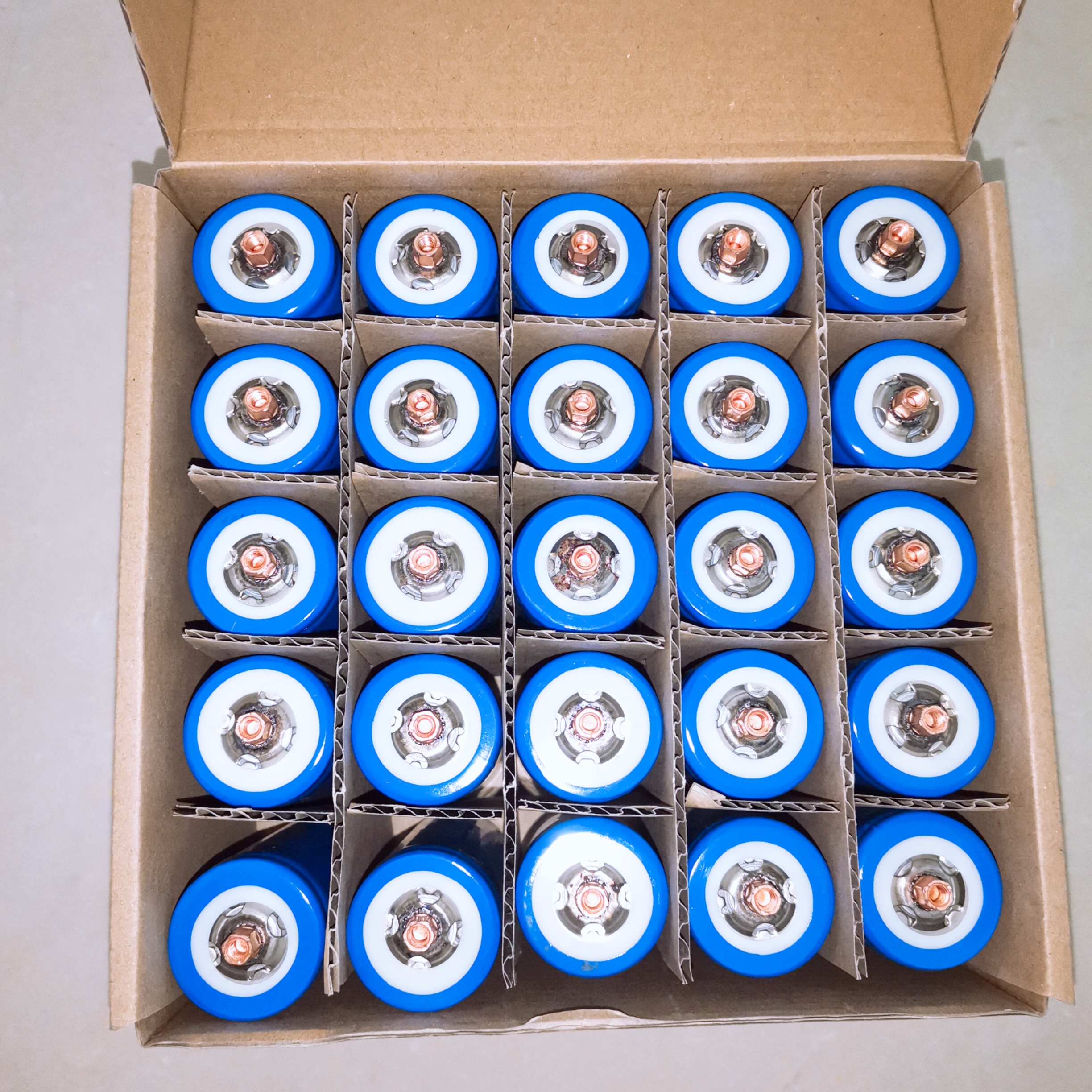 32700 Battery 6000Mah Cells Lithium Ion 3.2V IFR lithium bat