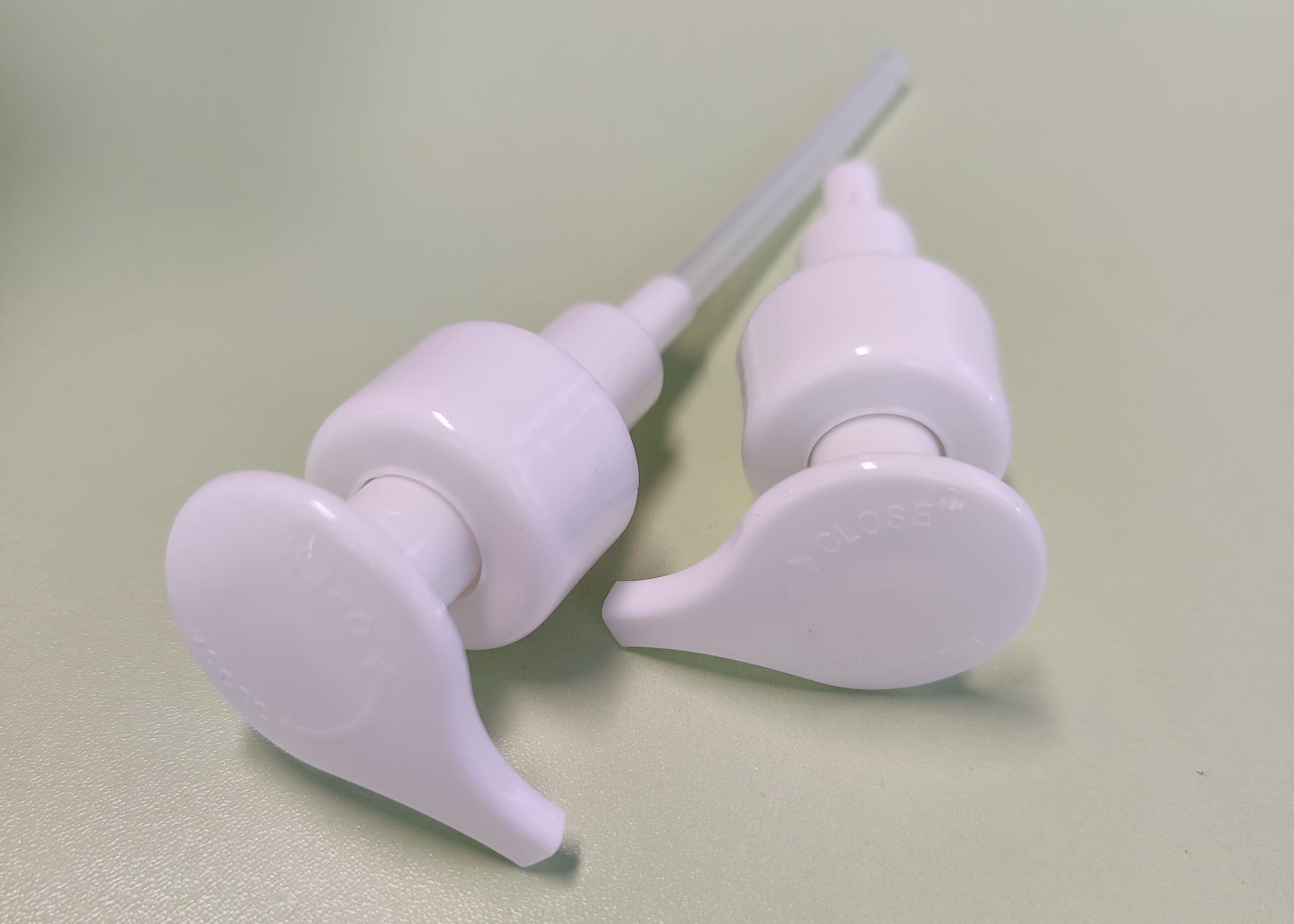 Cosmetic Turn Left And Right 28/410 4cc Lotion Dispenser Pump