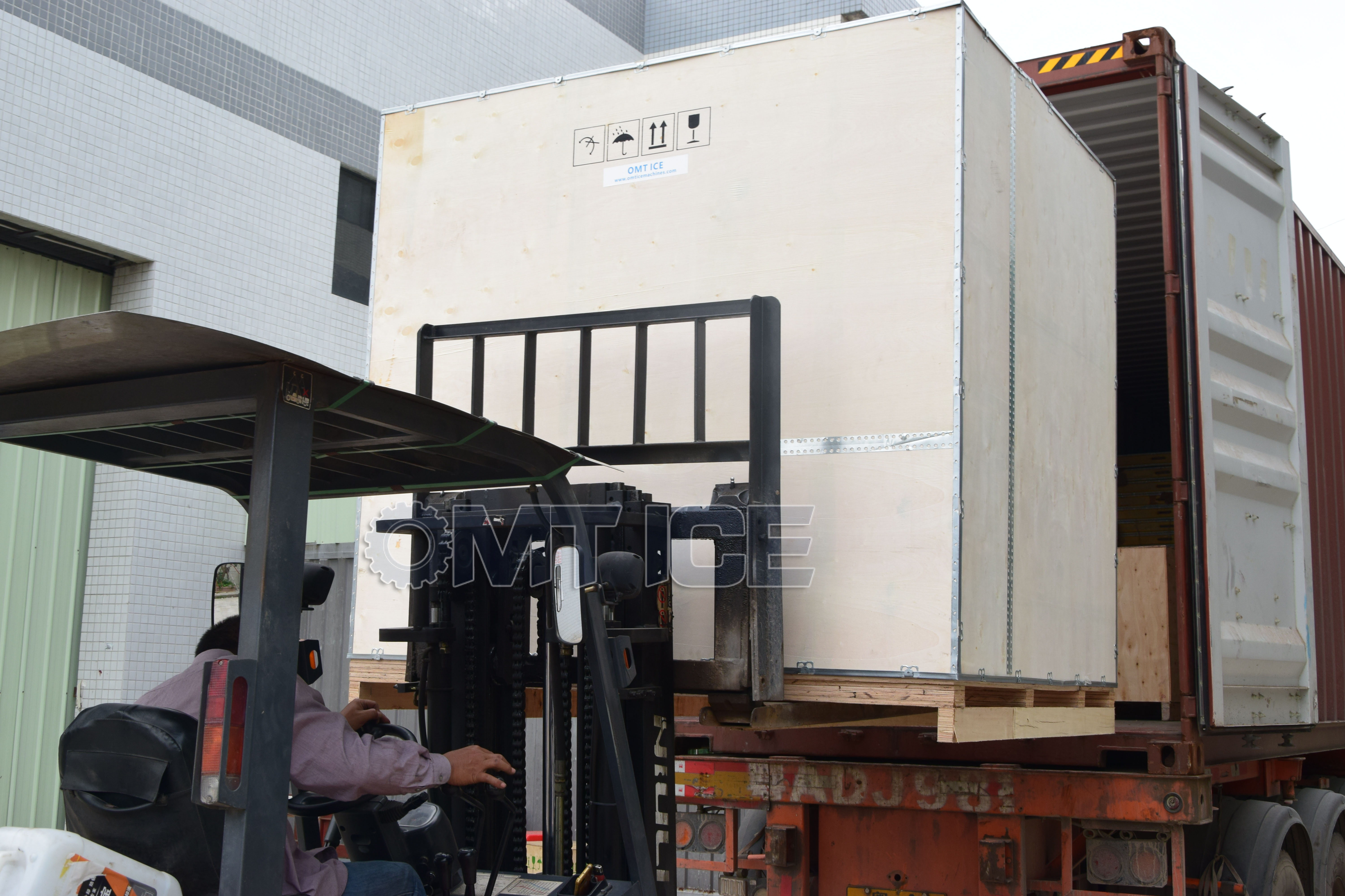 High Accuracy Dry Ice Machine Food Beverage Commercial Dry Ice Making Machine 10KW