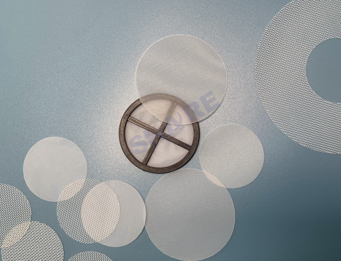 Polyester Mesh Rolls or Pre-Cut Cutting Into Shapes or Shaping Into Molded Filters on Request for Industrial Sieving