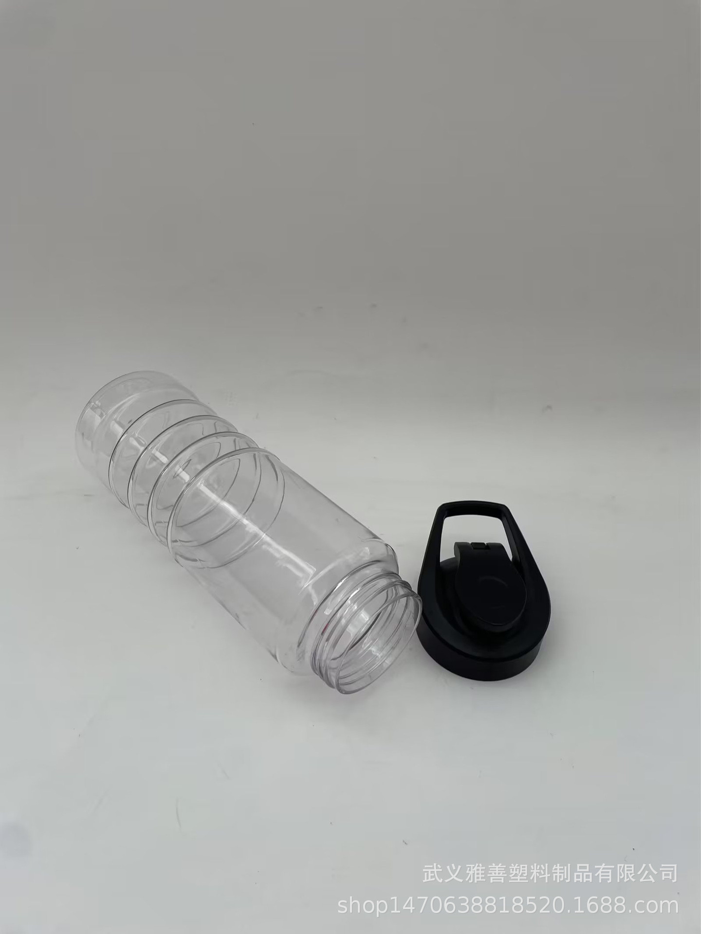 Renewable Flip-Top RPET Water Bottle TRITAN Handle Design Single-Layer Advertising Cup