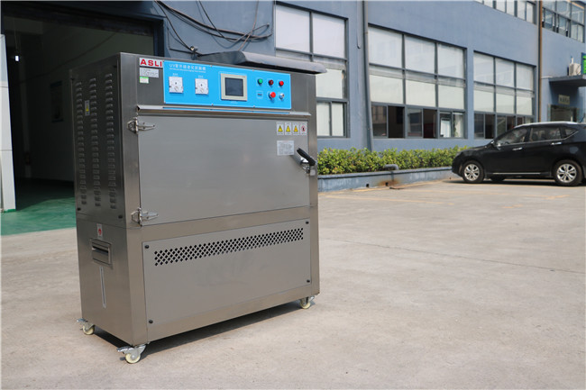 PID SSR Control Weathering Anti - Yellow UV Accelerated Aging Ttest Chamber