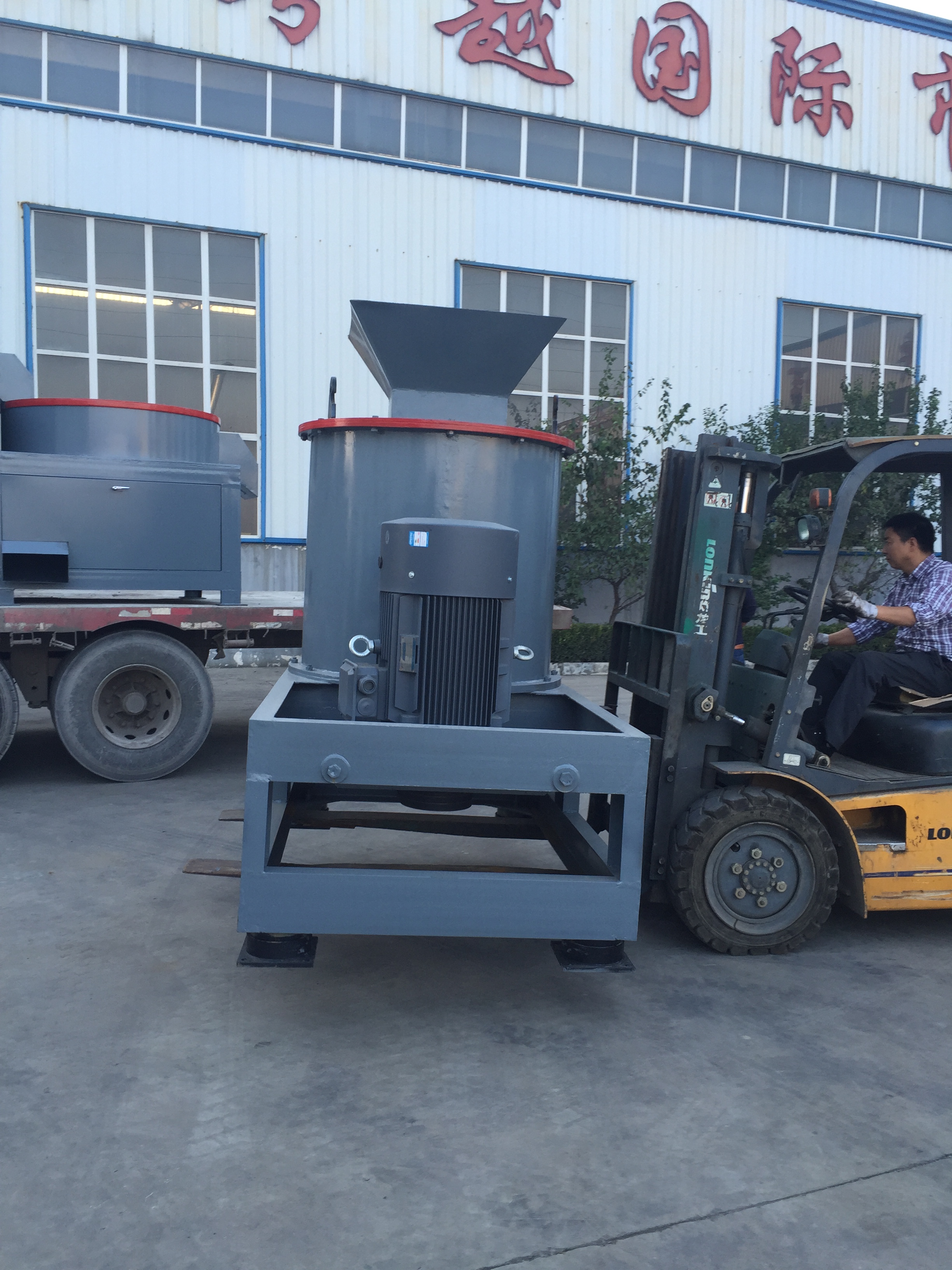 High Efficiency 1-3T/H Animal Manure Organic Fertilizer Semi-wet Material Crusher Stainless Steel