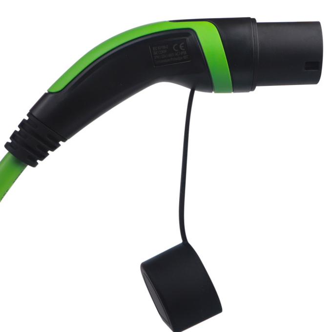 TPE ABS TPU AC EV Charger IEC 62196 7kw Type 2 EU Charger