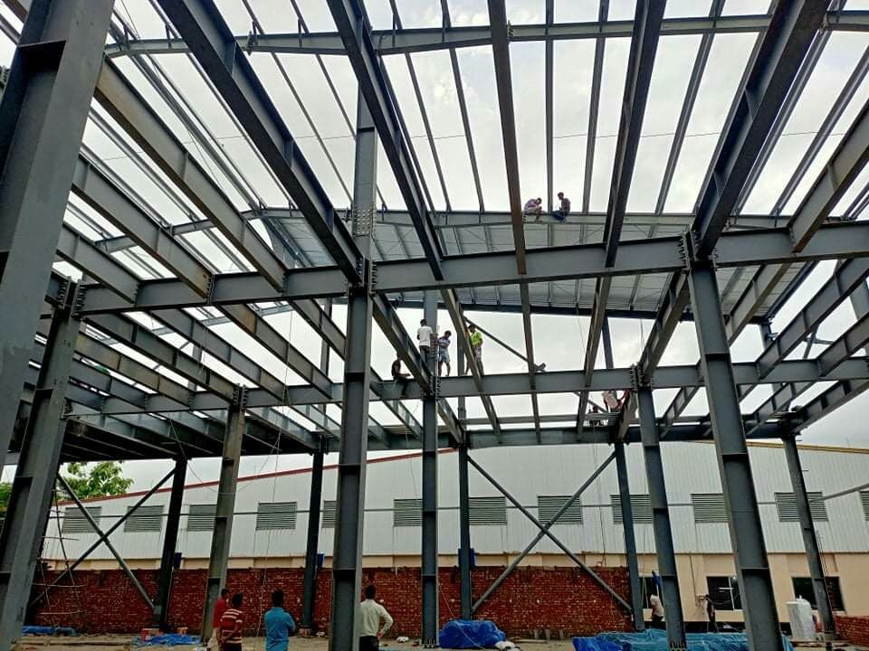 Construction Q235 Q345 QHHK Prefab Warehouse Buildings Prefabricated Industrial Steel Structure Warehouse