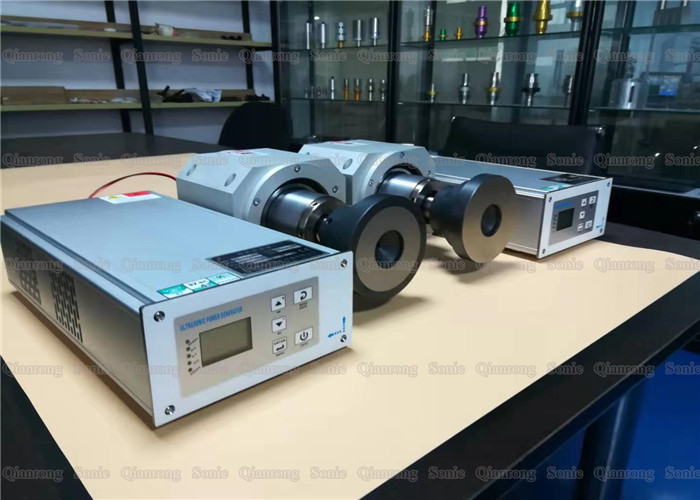 Disk Type Ultrasonic Welding Head For Roll Welding Converting Longitudinal Vibration Into Radial Vibration