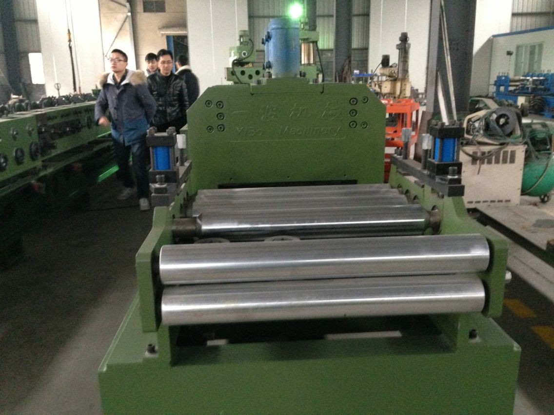 Q235 Steel Roll Forming Machine Rolling Shutter Slats C Z Purlin