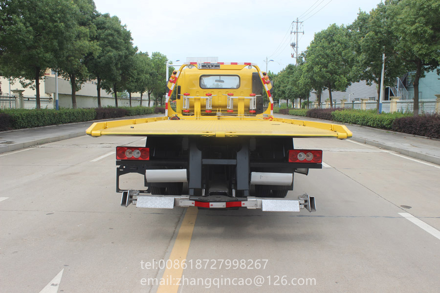 Brand of RunStar Flat Wrecker Truck With Huge Power at Low Price on Factory Direct Sale