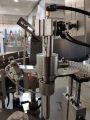 Hot sale high viscosity paste aluminum tube glue filling and sealing machine