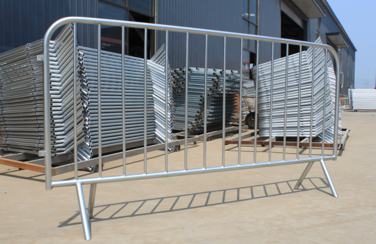 metal crowd control barriers