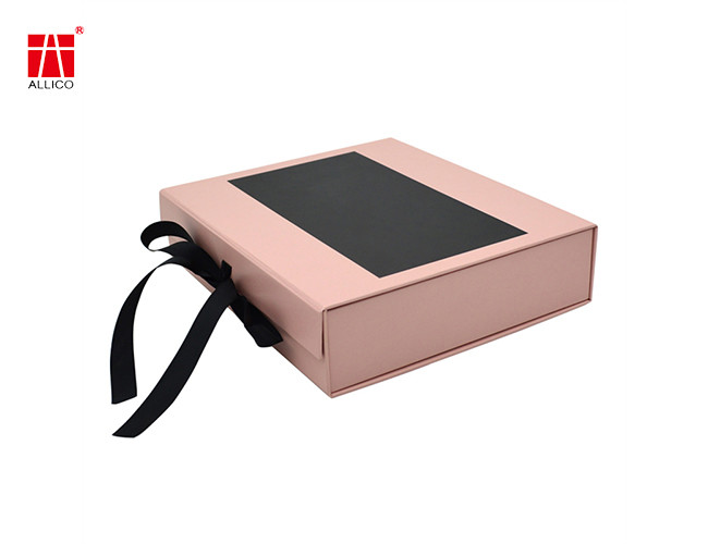 Ribbon Bowtie Collapsible Cardboard Boxes , 150-450gsm 8x6x3 Shipping Boxes