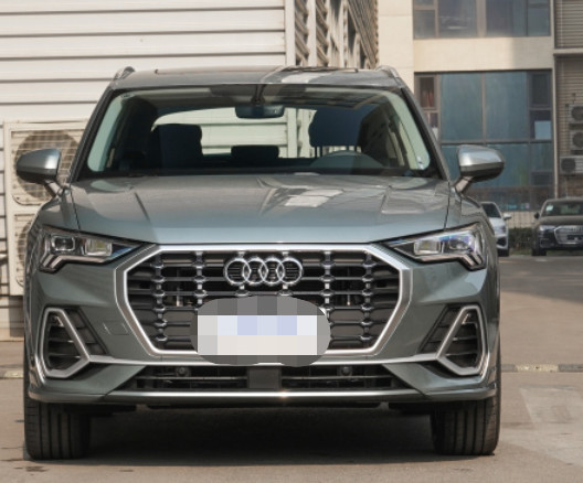 AUDI Q3 2023 year 35TFSI shishang donggan version 5 Door 5 seats SUV Car