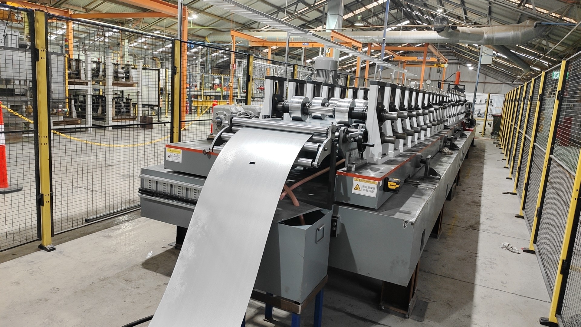 380V Strut Channel Rolling Forming Machine 50Hz / 3Phase 18.5KW Punching Press