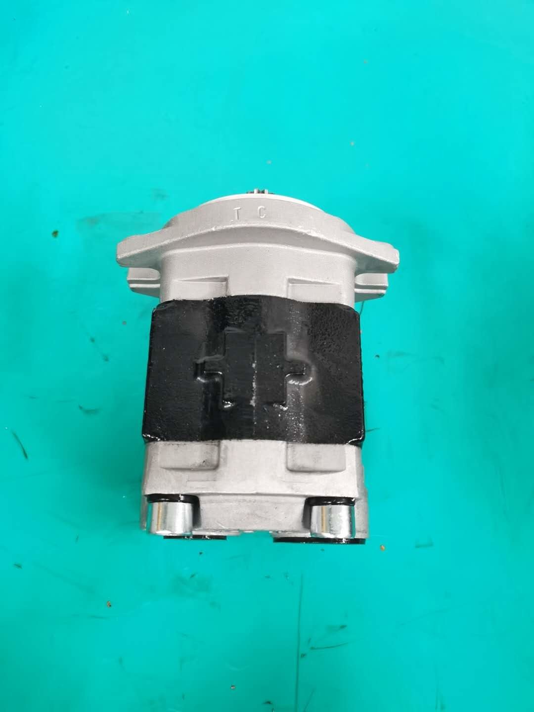 SGP1-F36-ALΦ10L H SGP Series Gear Pump 07437-71300 175-13-23500