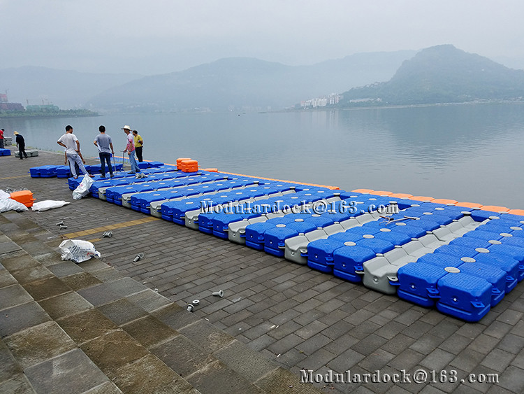 Plastic Hdpe jet dock