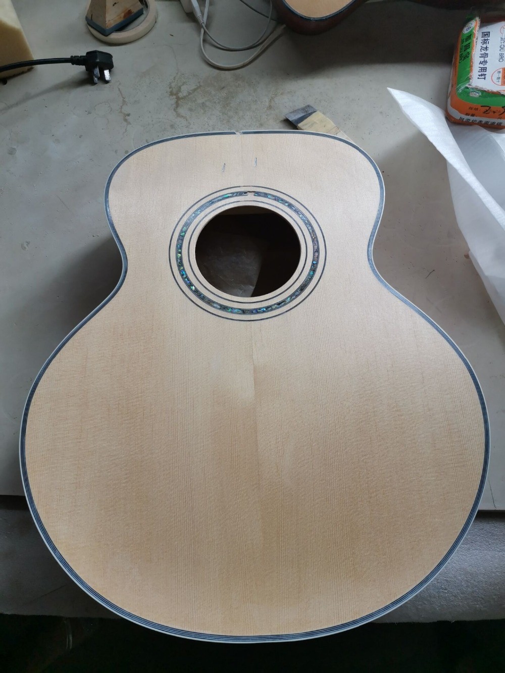 Custom O Body 39 Inch Abalone Binding Sunburst Color Acoustic Guitar Accept Guitar, Amp, Pedal OEM