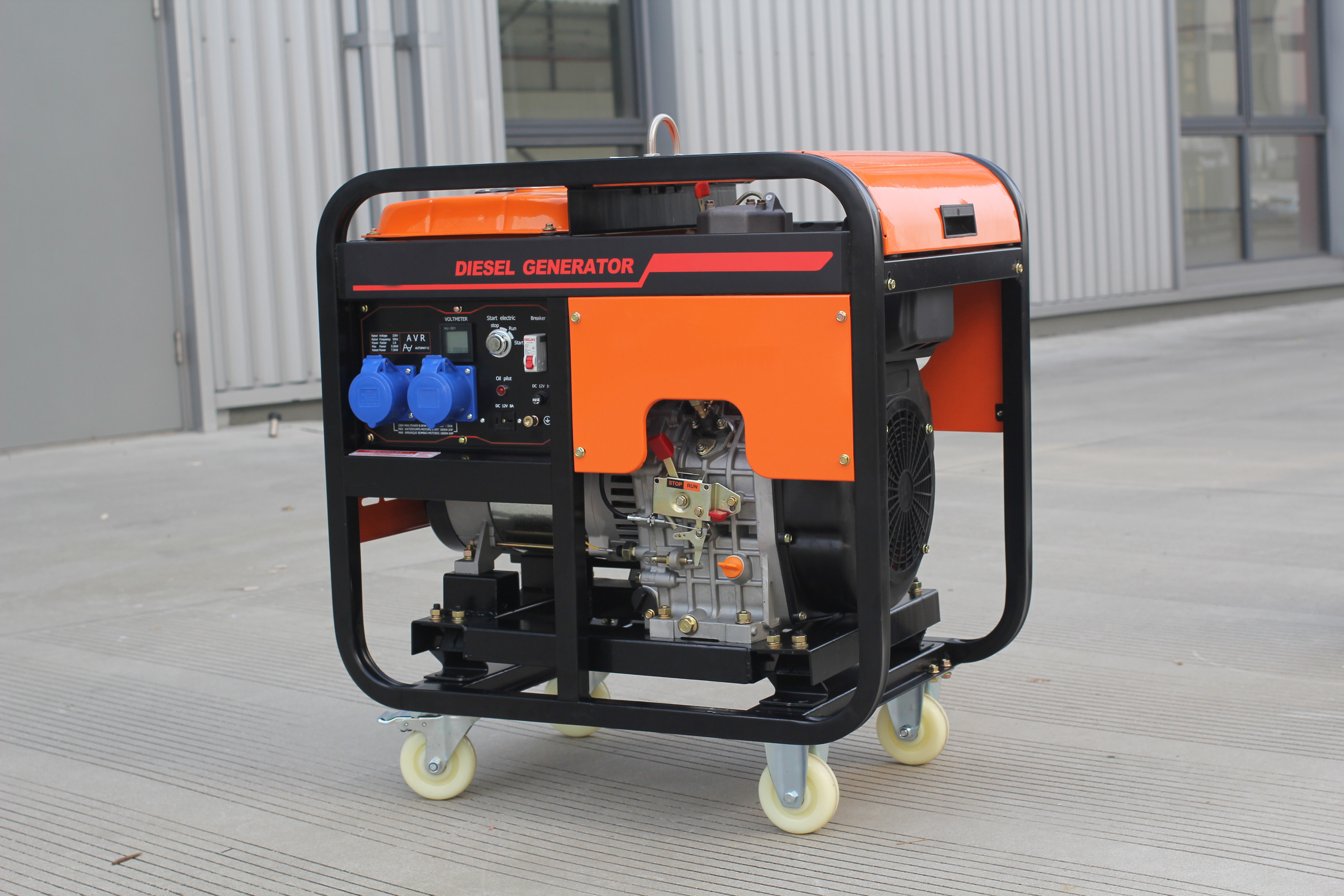 220V Dynamo Electric Start 5.5KW Single Phase Generator Set with IP23 Protection Class
