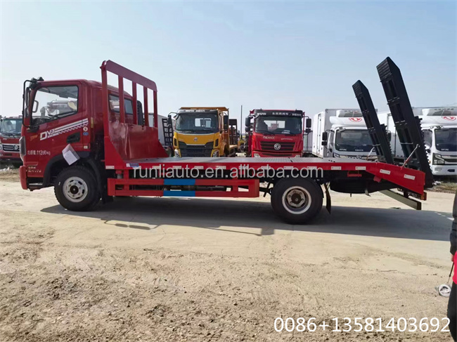 Diesel Engine Flatbed Tow Truck 8 Ton Flatbed Cargo Truck For Load Excavator