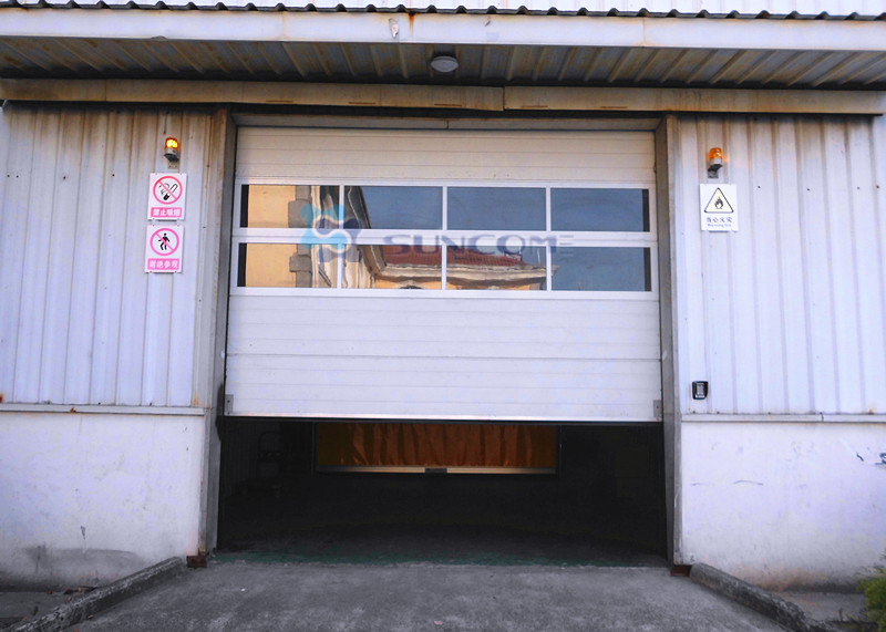 White 40mm Width Insulated Mental Industrial Sectional Doors Outside Application