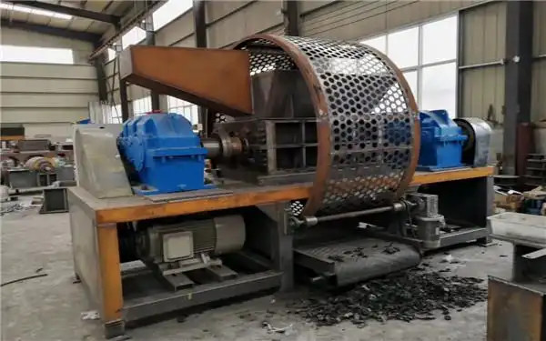 35kw*2 Motor Waste Tire Shredder with Water Cooling for Input Tire Size Less