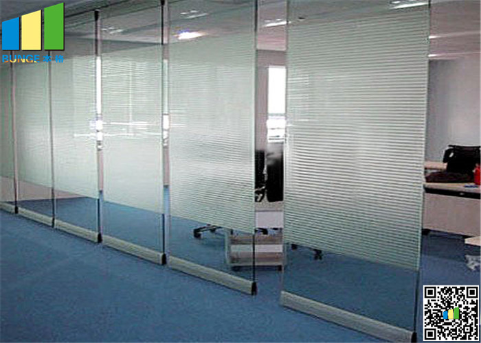 Collapsible Movable Partition Walls / Clamp Frameless Glass Partition Wall For Conference Center