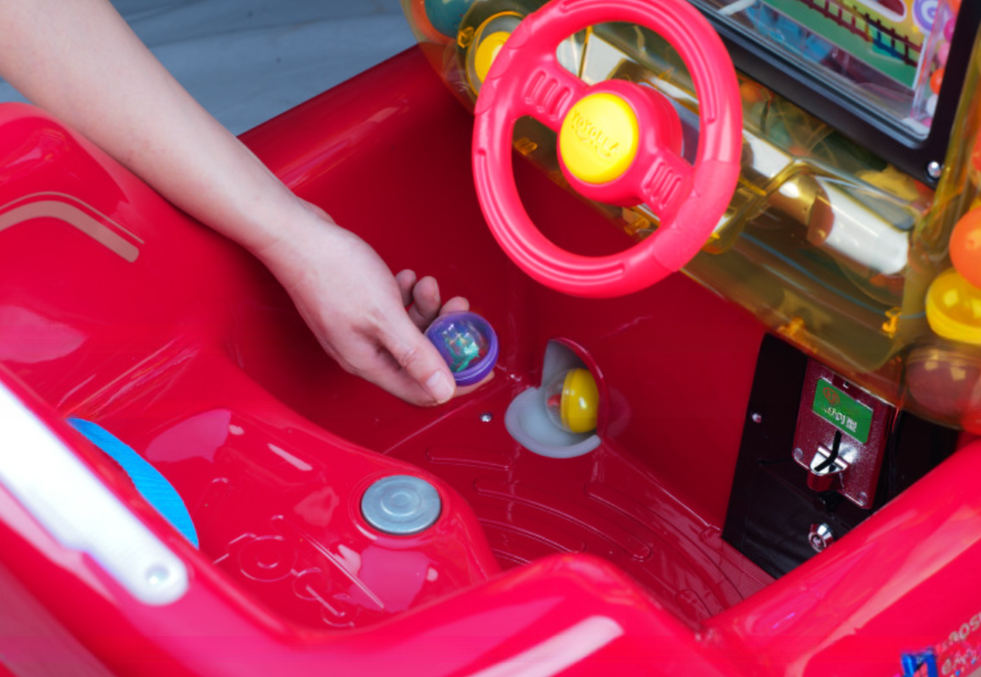 Hot sale kids rides plastic kiddie game machine with swing music song for children
