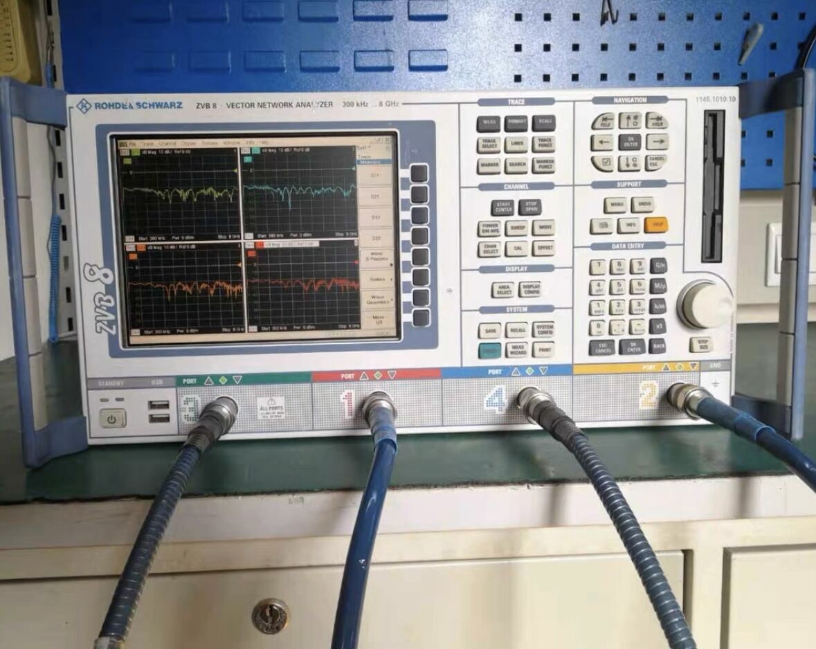 Rohde and Schwarz ZVB8 Vector network analyzer 2 and 4-ports Multipurpose