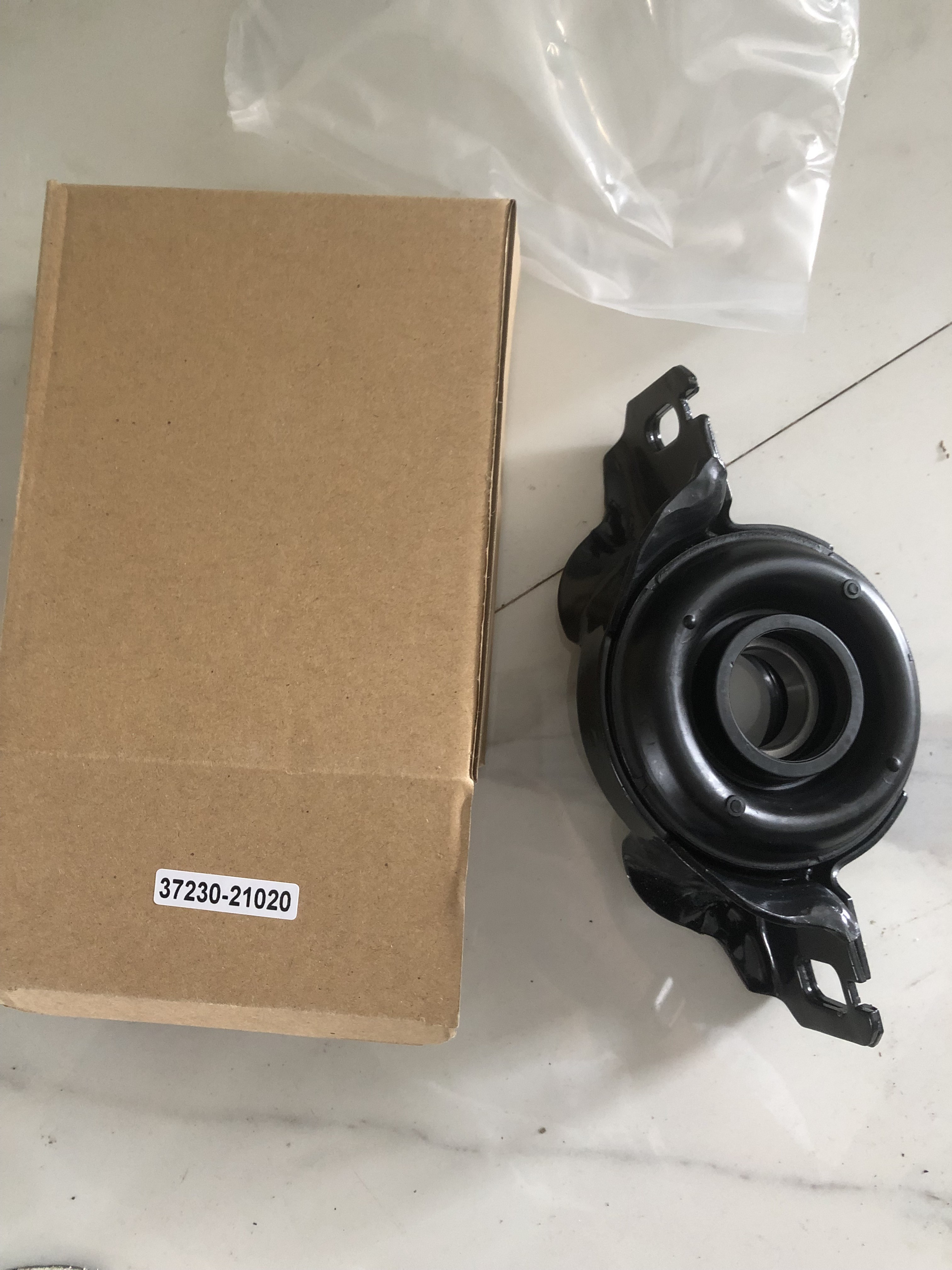 37230-21020 3723021020 Auto Suspension Parts Driveshaft Support For Toyota Harrier / RX
