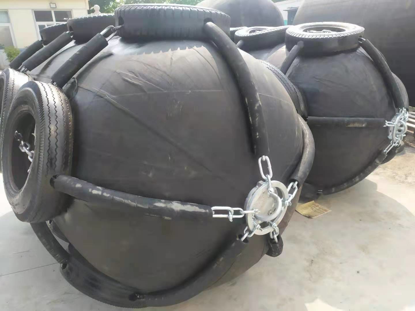 Anti Abrasion Inflatable Boat Fenders Pneumatic Water Soluble