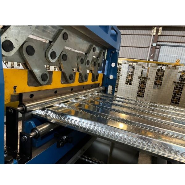 Quality 1.5" Type Metal Deck Floor Roll Forming Machine B Composite With Embossing Ribs for sale