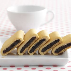 Full automatic stuffed fig newtons making machine