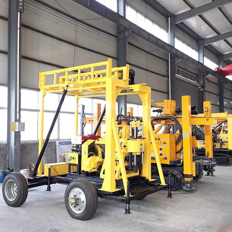 Deep Hydraulic Borehole Water Well Drilling Rig Movable 200m